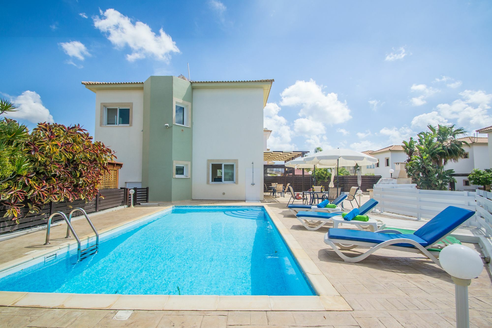 Ayia Thekla Atlas 10 Villa Sotira  ภายนอก รูปภาพ